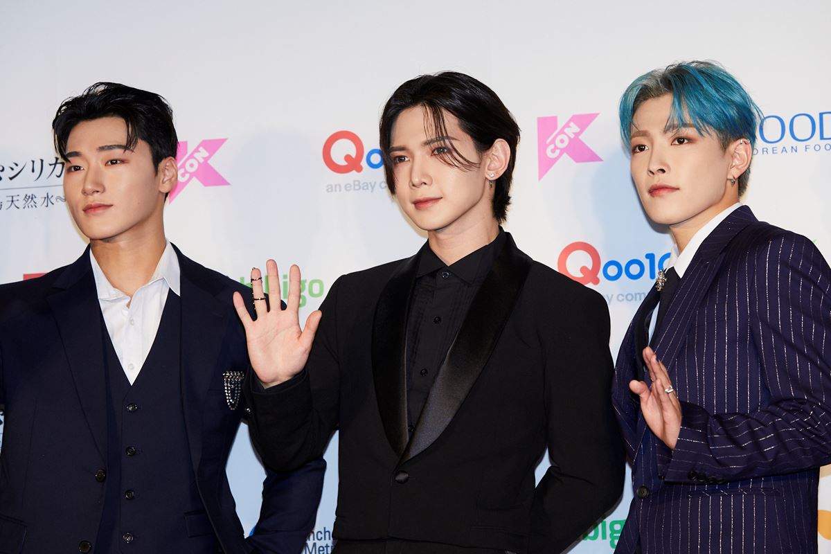 5月13日に幕張メッセで開催された「KCON JAPAN 2023」のレッドカーペットDAY2に登場したATEEZ 撮影：伊藤 由圭 (C)2023 CJ ENM. ALL RIGHTS RESERVED