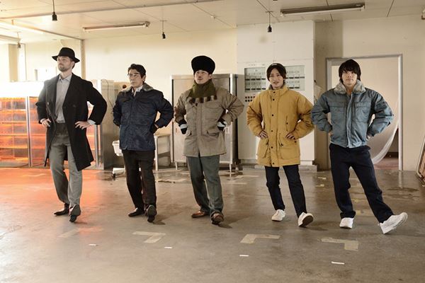 (C)2019『岡野教授2』製作委員会