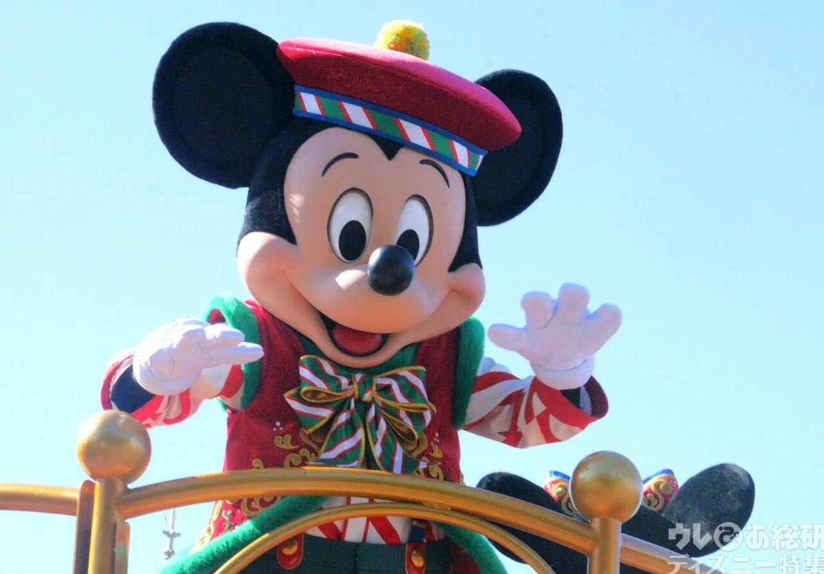 東京ディズニーランド】10年ぶり新Xmasパレード登場！ サンタからの