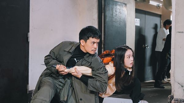 (C)2024「ベイビーわるきゅーれ ナイスデイズ」製作委員会