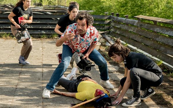 (C)2021 - GETAWAY FILMS - LA CLASSE AMERICAINE - SK GLOBAL ENTERTAINMENT - FRANCE 2 CINEMA - GAGA CORPORATION