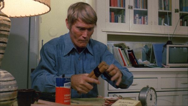 (C)1989 COLLEGE FILMS, Inc. (Published 1972),1996 TV MATTERS, BV - Assigned 2005 IGNITE B.V.