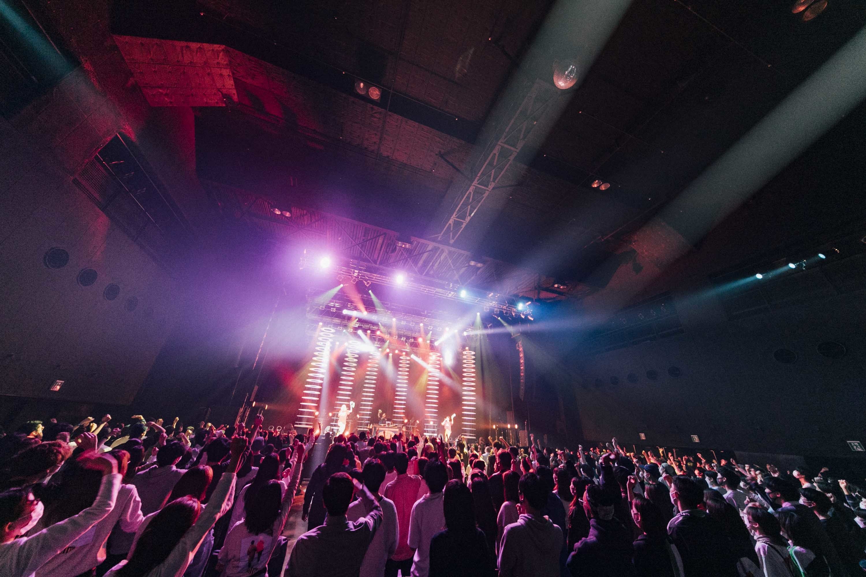 『chelmicoの大きい音ライブ』11月22日 東京・Zepp DiverCity Photo：横山マサト