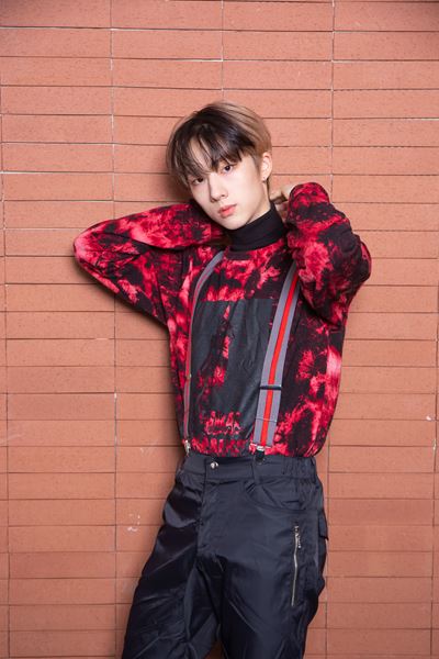 CNBLUE 直筆サイン入り Tシャツ7部袖