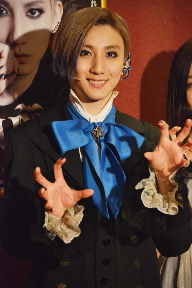 京本大我主演ミュージカル「HARUTO」開幕、世界中の女性へ「首筋開けとけよ」 - ぴあエンタメ情報