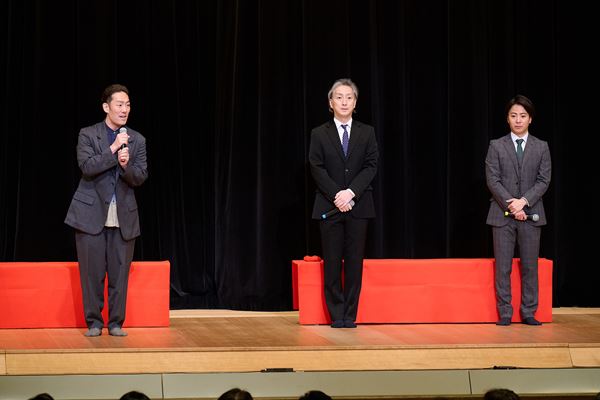 中村 静男、「月光譚」、希少な額装用画集より、新品高級額装付、状態良好 中村 静男、「月光譚」、希少な額装用画集より、新品高級額装付