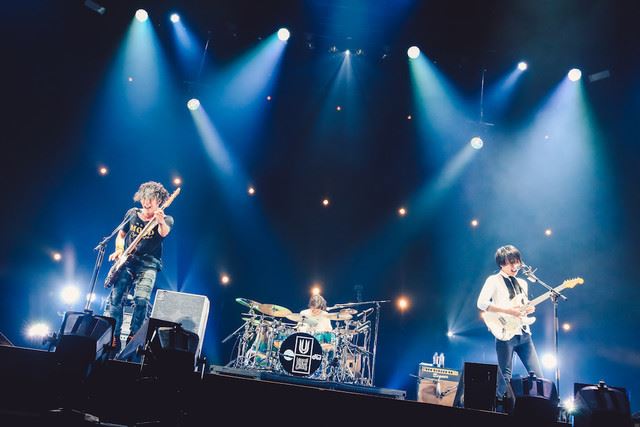 UNISON SQUARE GARDENライブ映像5作品をGYAO!で期間限定配信、メンバー