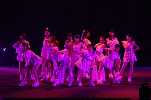 モーニング娘’22　ｺﾝｻｰﾄﾂｱｰ森戸知沙希卒業ｽﾍﾟｼｬﾙ ２枚組 Amazon.co.jp: モーニング娘。'22 CONCERT TOUR 〜Never Been